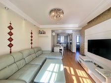 新上无可挑剔房!看房子请带墨镜!捡.漏 业主真是急 爆赞!