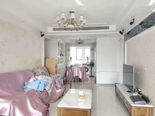 降价急售 绿地外滩公馆,南北通透,看中可谈,书包没用过