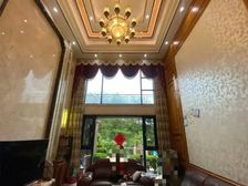 新世纪可居湖中央的别墅一线临湖 端头位 500方大院子 可谈