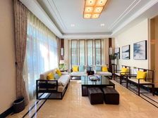 碧桂园天麓山(别墅) 边位花园500平 价格可议 看房方便