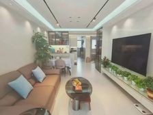 沿河观景房,精装全送装修花了40万全都不带走,拎包入住