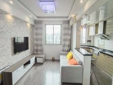 高楼层采光充足 南北通透 有电梯 满五 购物方便 近