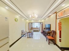 【科技园区恒富花园】【三面开窗】【一层旁边是公园】【地铁口】