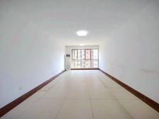 急卖!龙洞颐馨苑!东边观山景,中间楼层,南北通透三居室随时看