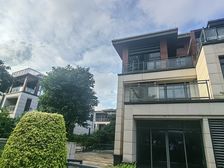 三鑫学校旁 骏景峰1/4别墅 140平4居 业主急售