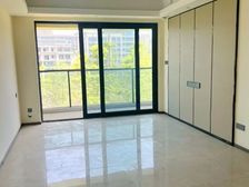 金科美的原上C组团 3室2厅2卫 精装修 125.5万元