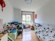看丹村回迁房 南向一居室 诚心出售 临近地铁站