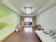 鹤北新村二街坊 3室1厅 115.63平