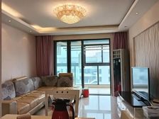 小区大门口位置 带产权车位 电梯高区 景观楼层 一梯两户可撩