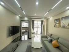 近地铁全明户型精装修,采光好楼间距宽阔!配套齐全交通便利