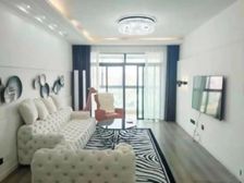 内环内苏州河畔豪宅!送80万豪装,送产权车位,房东出国急售