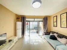 一楼带花园,位置好,换房急售,花园非常大,采光好,不潮湿!