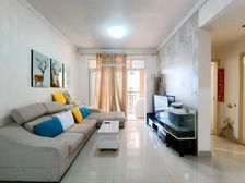 渝中区 18号轻轨旁 精装两房总价低随时看房 急售 随时看