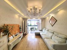 爱德佳苑333弄,精装修大两房,南北通户型,中高层,诚意出售