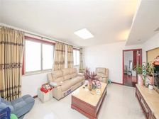 金淙苑 4室3厅4卫 精装修 1300万元