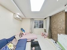 沙田公寓 中间楼层 近DT 双南户型