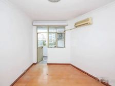 凌高小区 1室1厅1卫 简装修 158.8万元