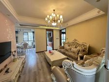 南北通透 中间好楼层 正规商品房 有电梯 精装可拎包入住