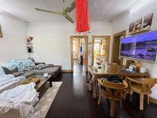 临港自贸区 3房 配套完善 价格可谈 满5年