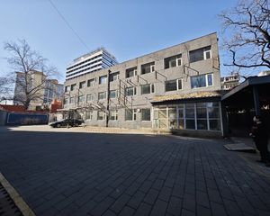 西二环西直门,紫竹大厦旁独栋,独院写字楼出售!