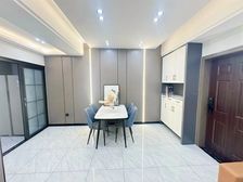 急售!九龙坡二郎 次新小区 精装小三房 全新装修 拎包入住