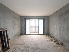 无遮挡视野 南天金源公务员大4居 带车位储物间 楼层好