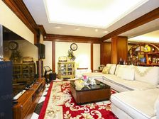 新江湾首俯 新上东边套下叠带200平花园带车位可停3部车子