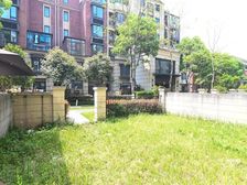 旭辉商场旁 绿地上下四层叠墅 带前后院子 毛坯