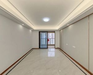 急售急售中海锦城精装三房两卫空气对流诚心出售