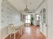 复地东湖国际三期 5室2厅 139.87平