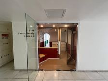 国贸建外SOHO临街商铺100平 层高3.5米 适合多业态