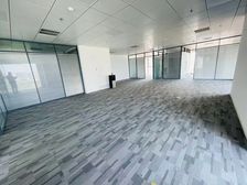 皇姑甲级写字间 双面采光 地铁口旁 精装带隔断 含发票