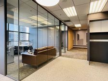 全新定制装修丨带家具丨大族广场丨亦庄线地铁口丨写字楼出租