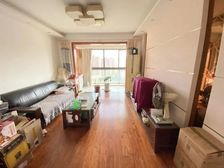 本月新上南北通的大两房,换房急售,楼层好,位置好!