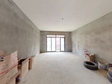 近红谷滩 翰林世家4房洋房带露台送车库 采光视野好