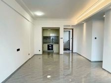 急售急售 广地花园 业主重新装修 南向无遮挡 大型社区