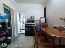 一房的可买两房 杨泰旁 M5V1 中间楼层 看房方便