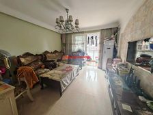 现场实拍,电梯总高六层洋房,主营小区房源丰富有车位