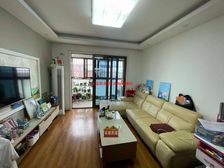 东华 泰晤士小镇旁边 必看好房 有车位 主营小区