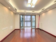 徐家汇+莱诗邸+后排全南三房 有产权车位,高区视野好