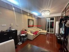 两南一北精致三房,不靠高速采光好,带产权车位,静待有缘人