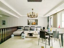 莱蒙湖别墅 精装样板间,靠湖那边,是边户