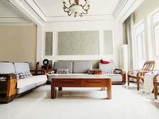 碧桂园凤凰城西区别墅 4室2厅2卫 精装修 270万元