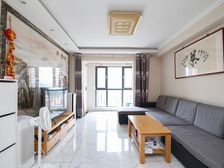 泽天下三室全明户型 品质精装修 自住保养好 采光视野好急卖