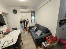 精装修,非顶楼,一梯两户,采光好,诚心出售