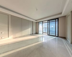 绿城凤起朝鸣 3室2厅 南北 精装未入住 性价比高
