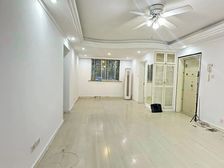 急急急!新出笋盘!房东出国急卖!市场价100万!两南一北