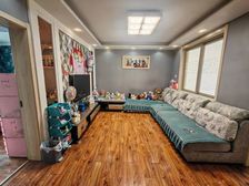 70年 主城区 二院附近 婚房三室 拎包入住 可贷款