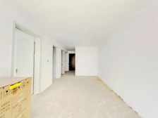 东胜时间山23长征街 临地铁 正规商品房 商业配套成熟