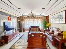 枫丹天城 3室2厅2卫 精装修 318万元